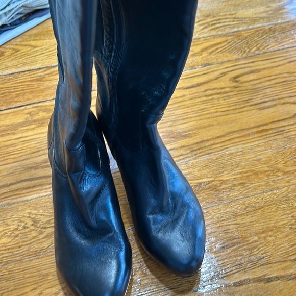 Rockport black leather tall boots. Size 9. Great condition. Adidas sole. - Picture 1 of 9